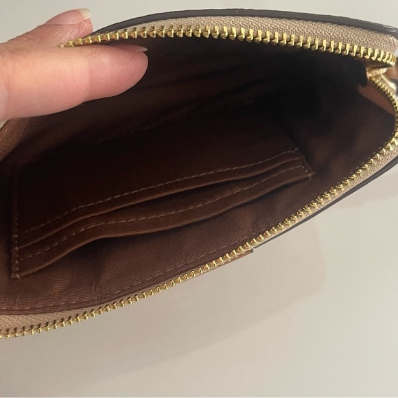 Coach Corner Zip Wristle Pouch Signature Canvas Tan Brown - Picture 7 of 11